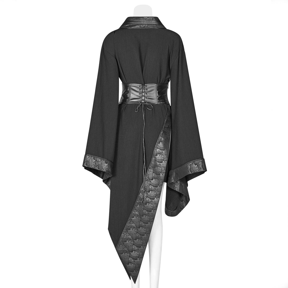 Espalda de la chaqueta kimono con los cordones del cinturón corsé