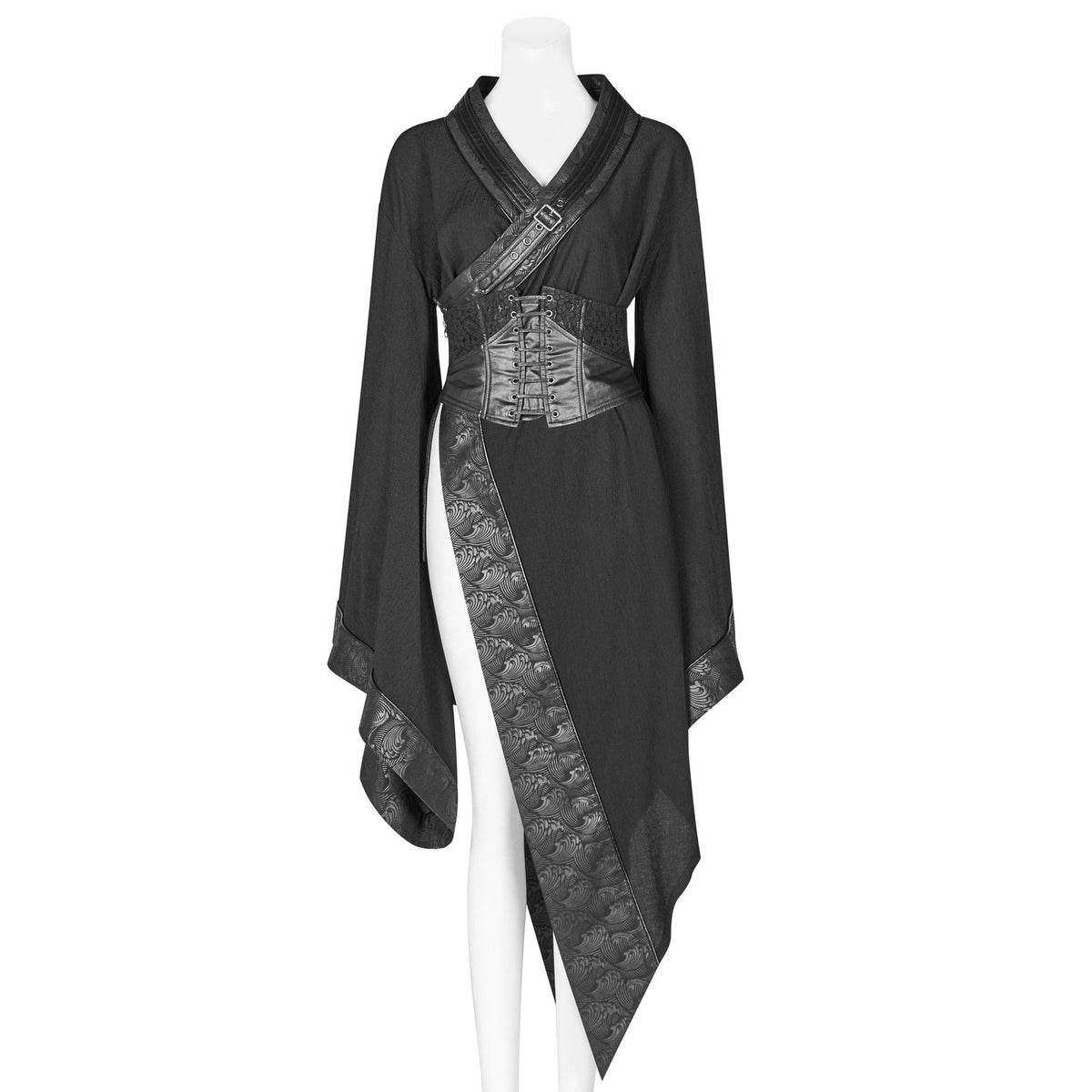 Delantero de la chaqueta kimono con el cruce, la hebilla del cuello y el cinturón de polipiel