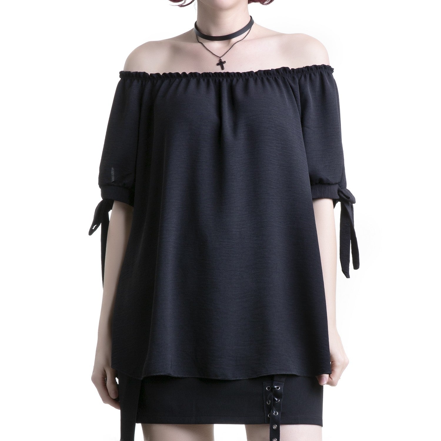 camiseta negra