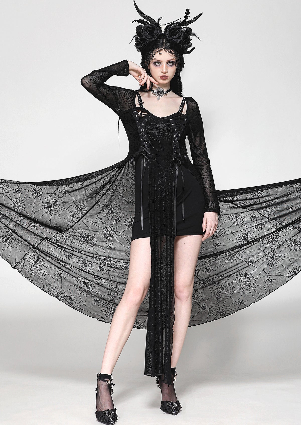 Vestido Gótico Largo Telaraña con Hebillas y Corsé