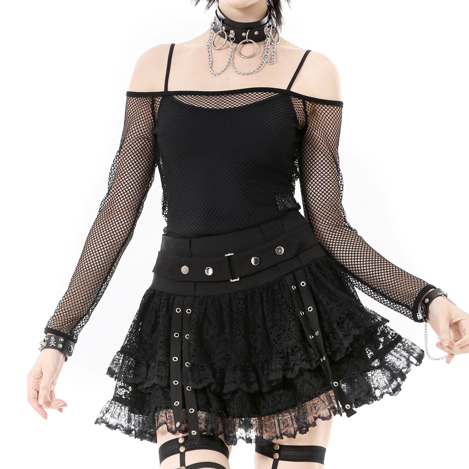 Minissaia Gótica Renda com Folhos e Fivela