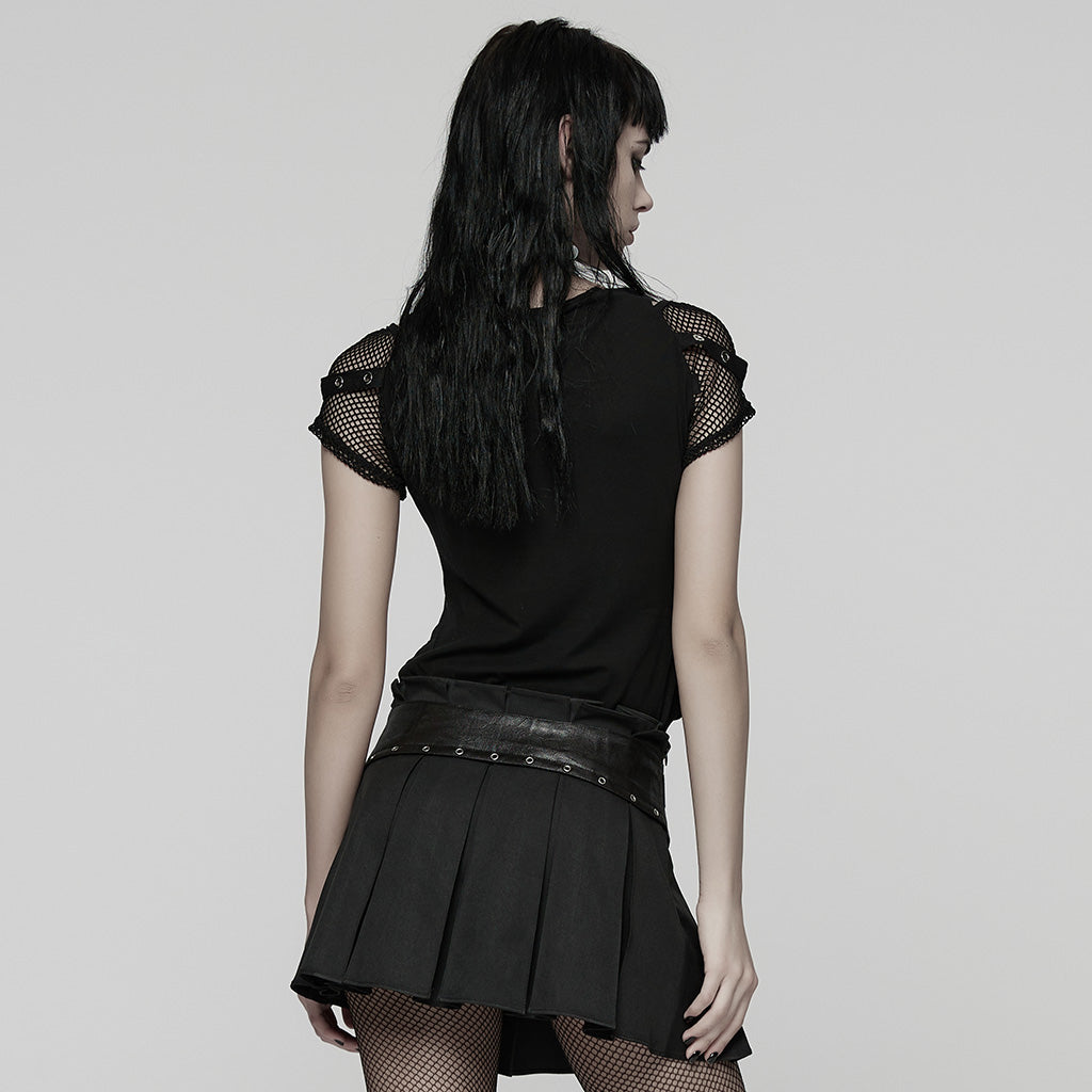 Espalda lisa de la camiseta negra con mangas de red