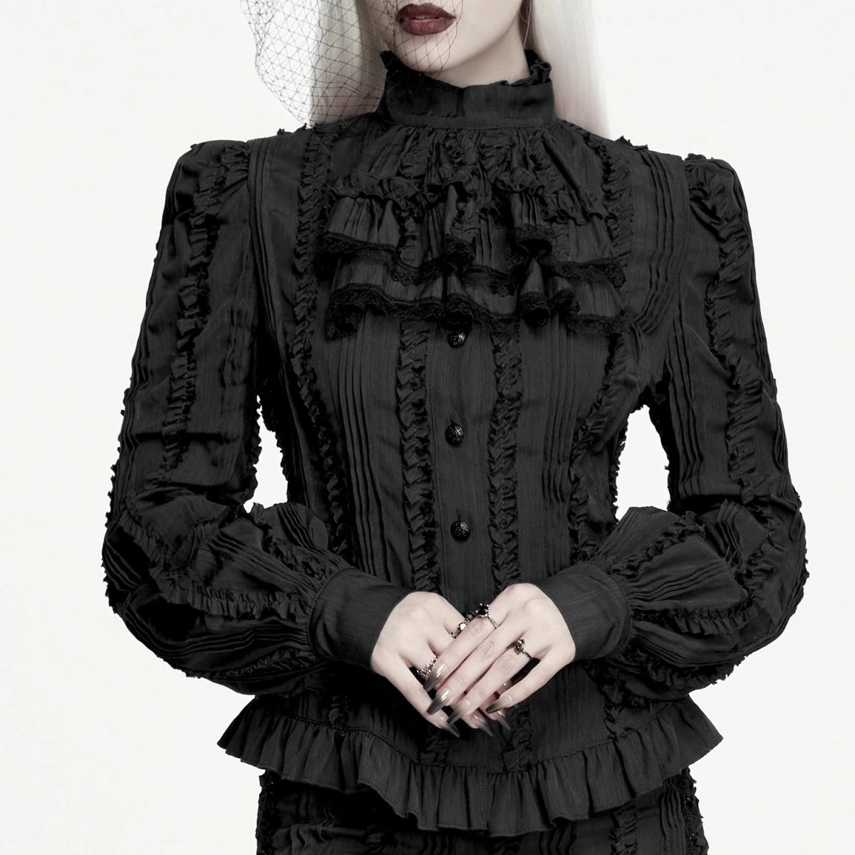 Blusa Victoriana Negra con Chorrera y Lazada en la Espalda - Crazyinlove