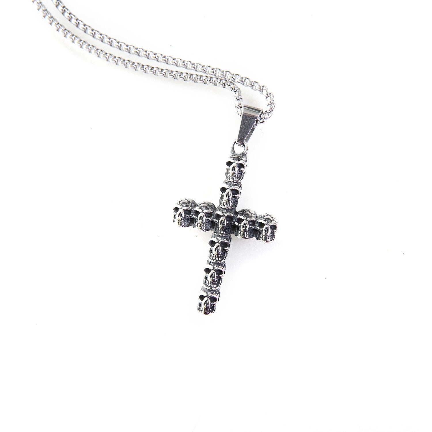 Collar con Cruz con Calaveras - Crazyinlove