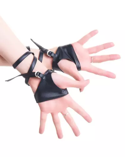 Fingerless Gloves Made of Leather from Style Brand at €5.90