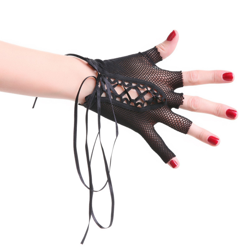 Gloves Made of Mesh with Lacing