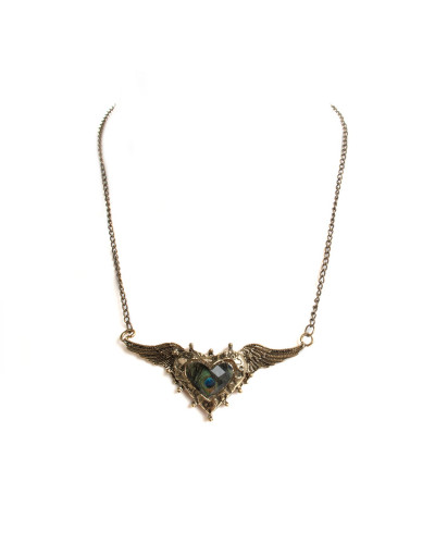 Collar Corazón con Alas Dorado