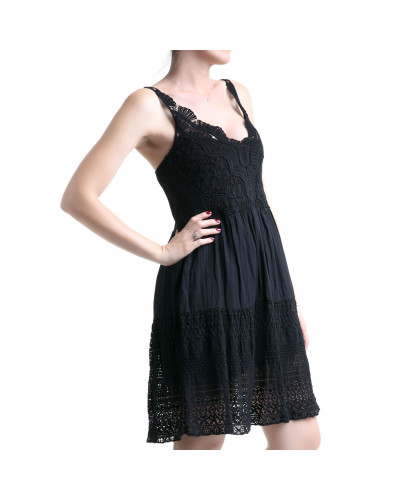 vestido negro con encaje