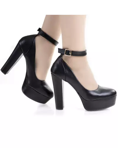 Shoes with Buckle from Style Brand at €35.00