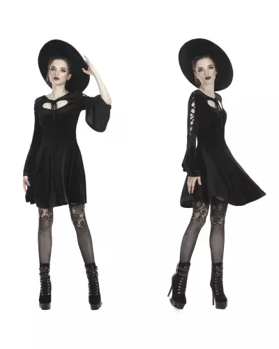 Vestido Corto de Terciopelo marca Dark in Love a 45,00 €