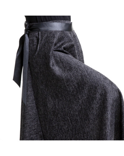 FALDA GRIS OSCURO LARGA