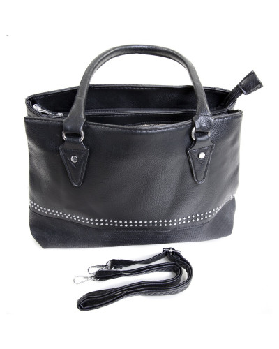BOLSO CON TACHUELAS