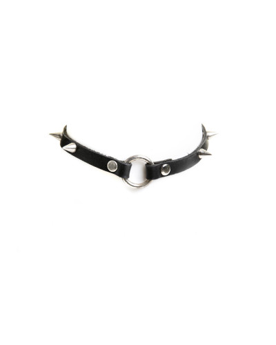 choker con pinchos