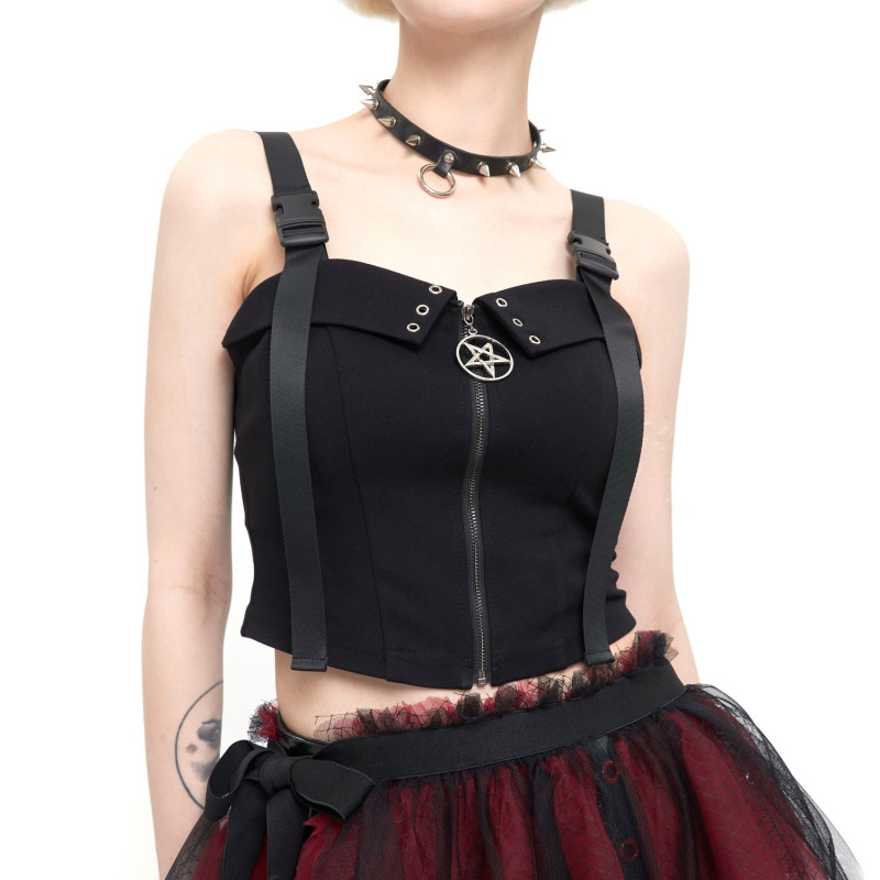 camiseta tirantes con cadenas en el pecho