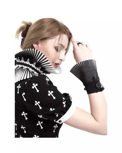 Black and White Cuffs from Devil Fashion Brand at €39.00