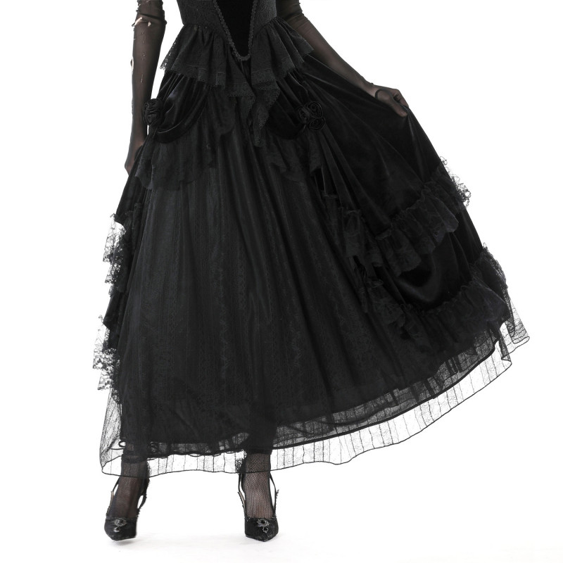 Eleganter Gothic Rock mit Spitze