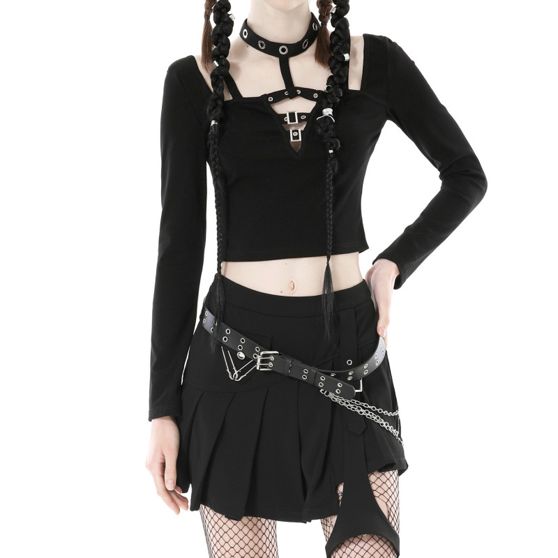 Camiseta Gótica con Hebillas