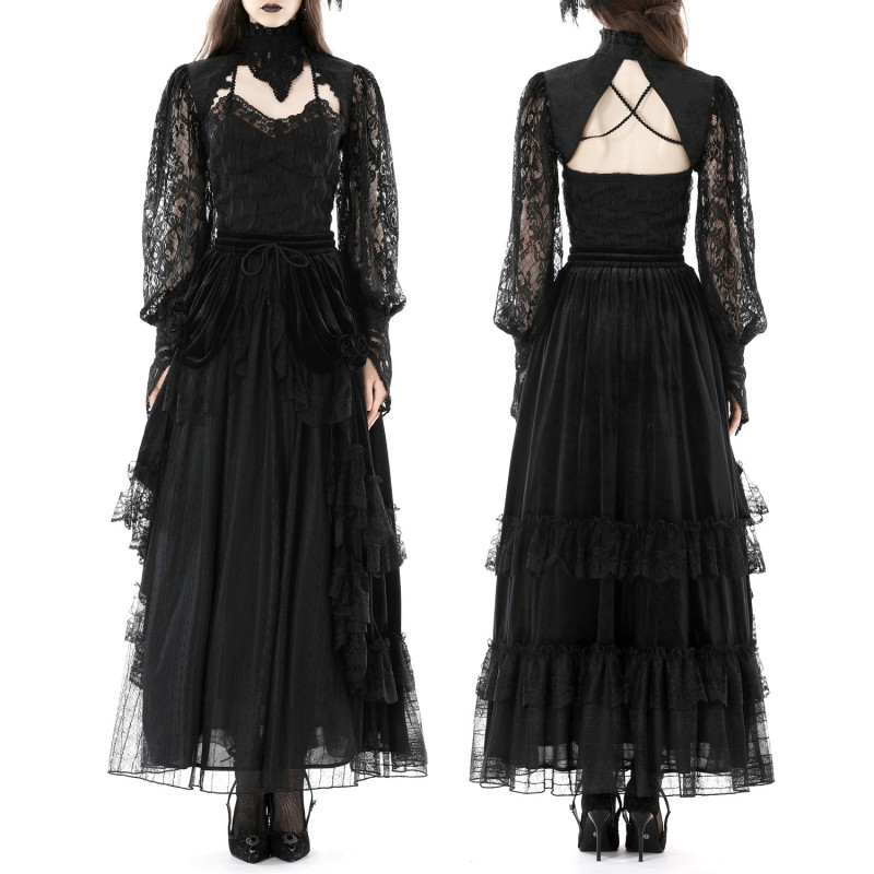 Bolero with Sleeves Made of Lace