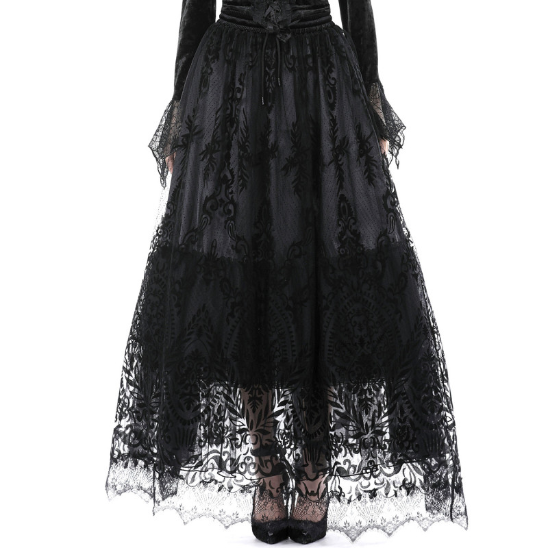 Eleganter Gothic Rock mit Spitze