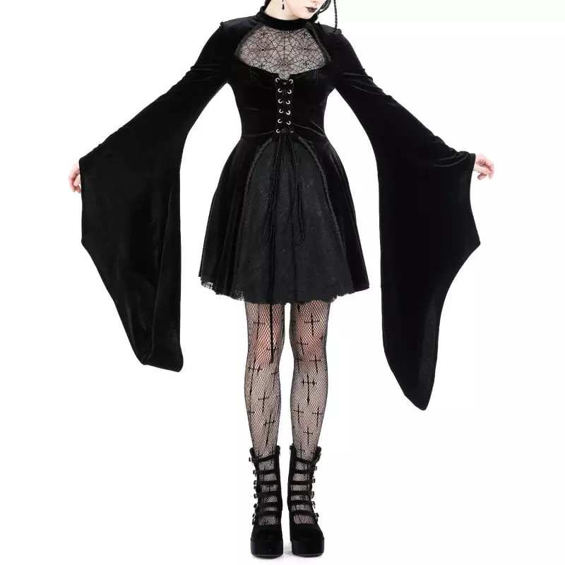 Vestido Corto de Terciopelo marca Dark in love a 61,00 €