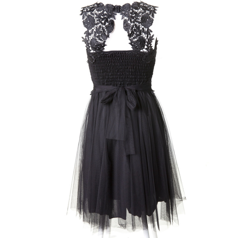 Vestido con Guipur