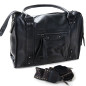 Schwarze Tasche mit Reißverschluss Schwarze Tasche mit Reißverschluss