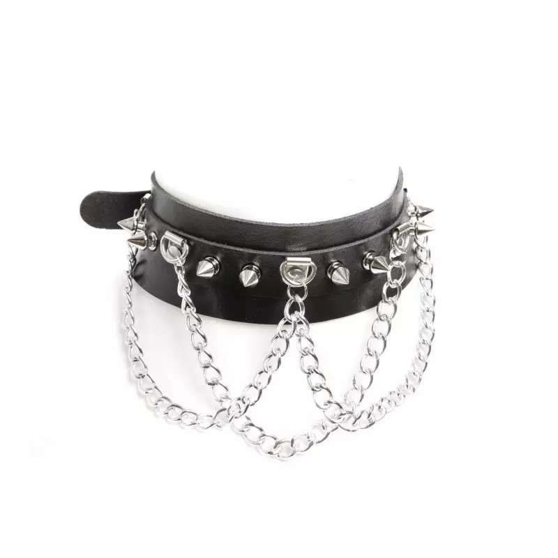 Choker with Chains from Style Brand at €7.50