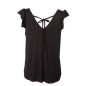 Camiseta Negra con Tiras Camiseta Negra con Tiras