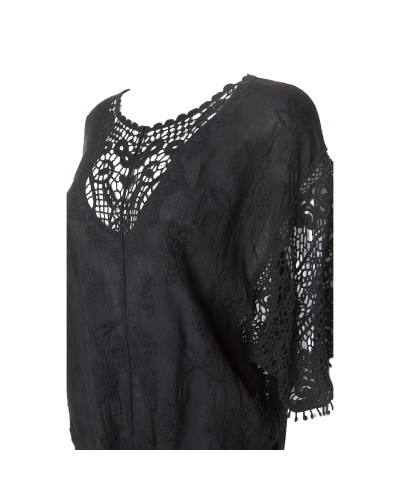 Camiseta con Guipur