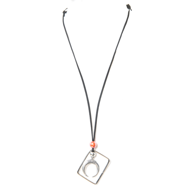 Collar con Luna y Bolita