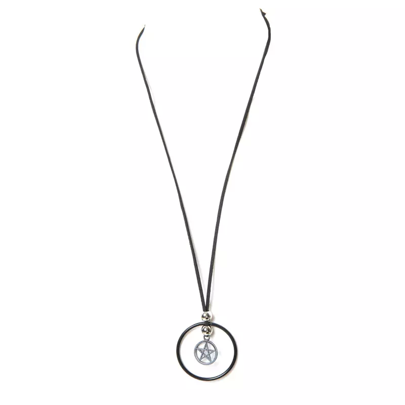 Necklace with Pentagram and Hoop from Style Brand at €5.00