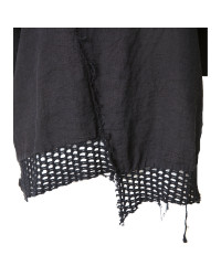 Camiseta Asimétrica con Rejilla