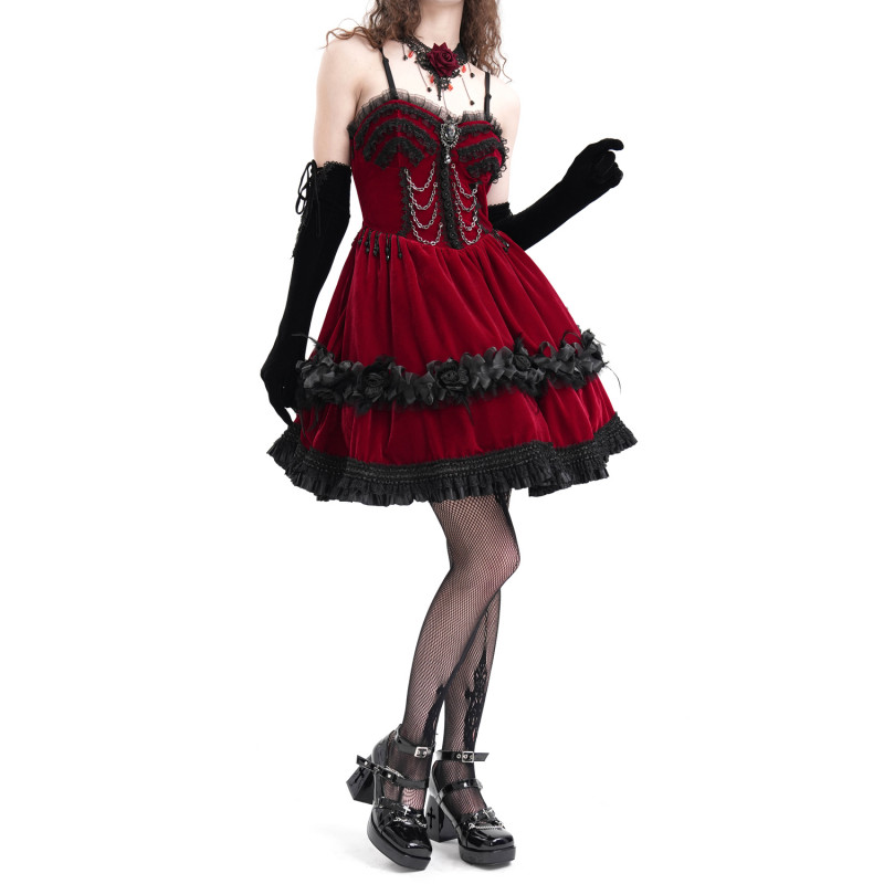 Vestido Rojo con Cadenas
