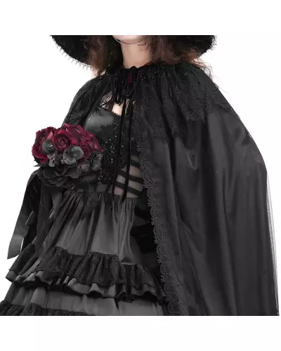 Longue Cape Noire de la Marque Devil Fashion à 110,50 €