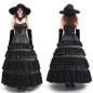 Schwarzes Kleid mit Rüschen Schwarzes Kleid mit Rüschen