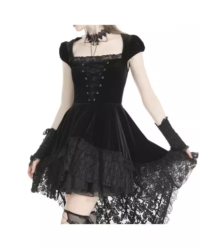 Robe en velours et dentelle de la Marque Dark in Love à 66,50 €