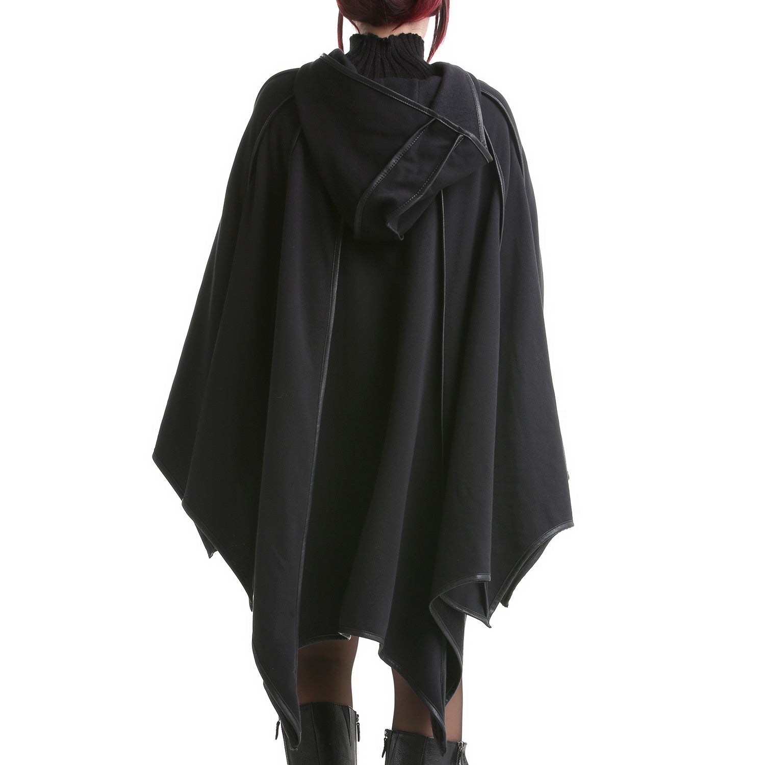 Poncho con Capucha color Negro
