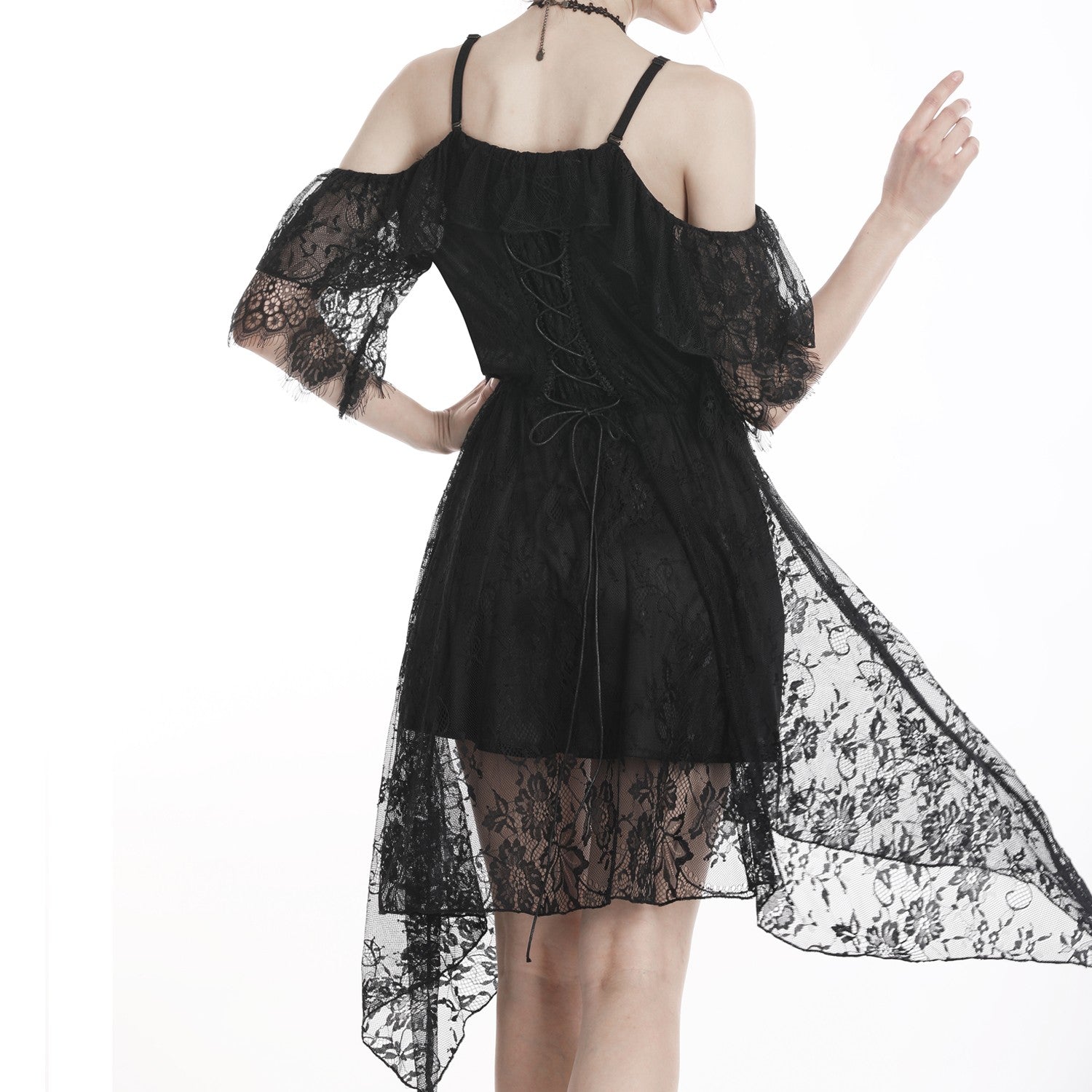Vestido Corto con Encaje