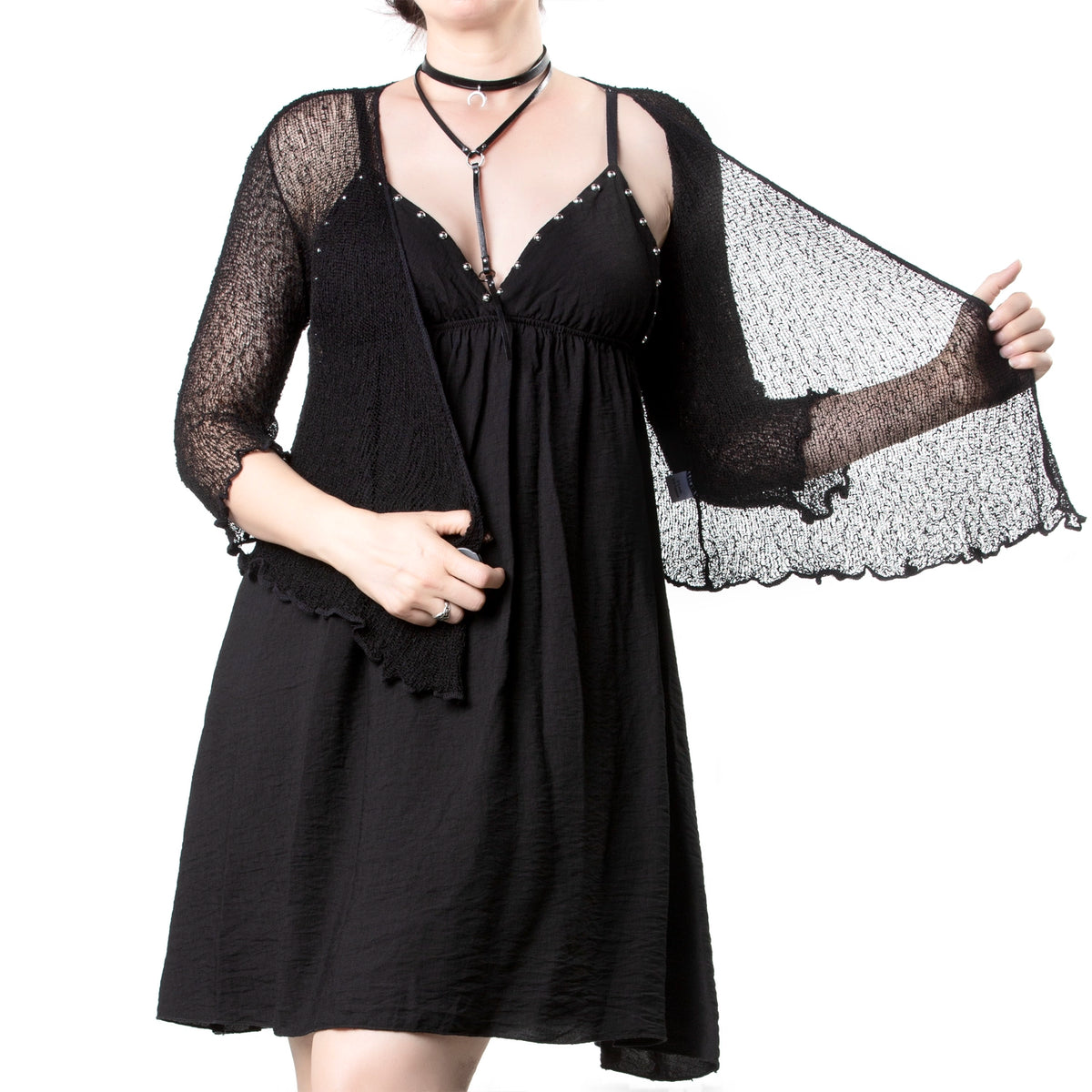 Vestido Corto Negro Babydoll con Tachuelas Plateadas