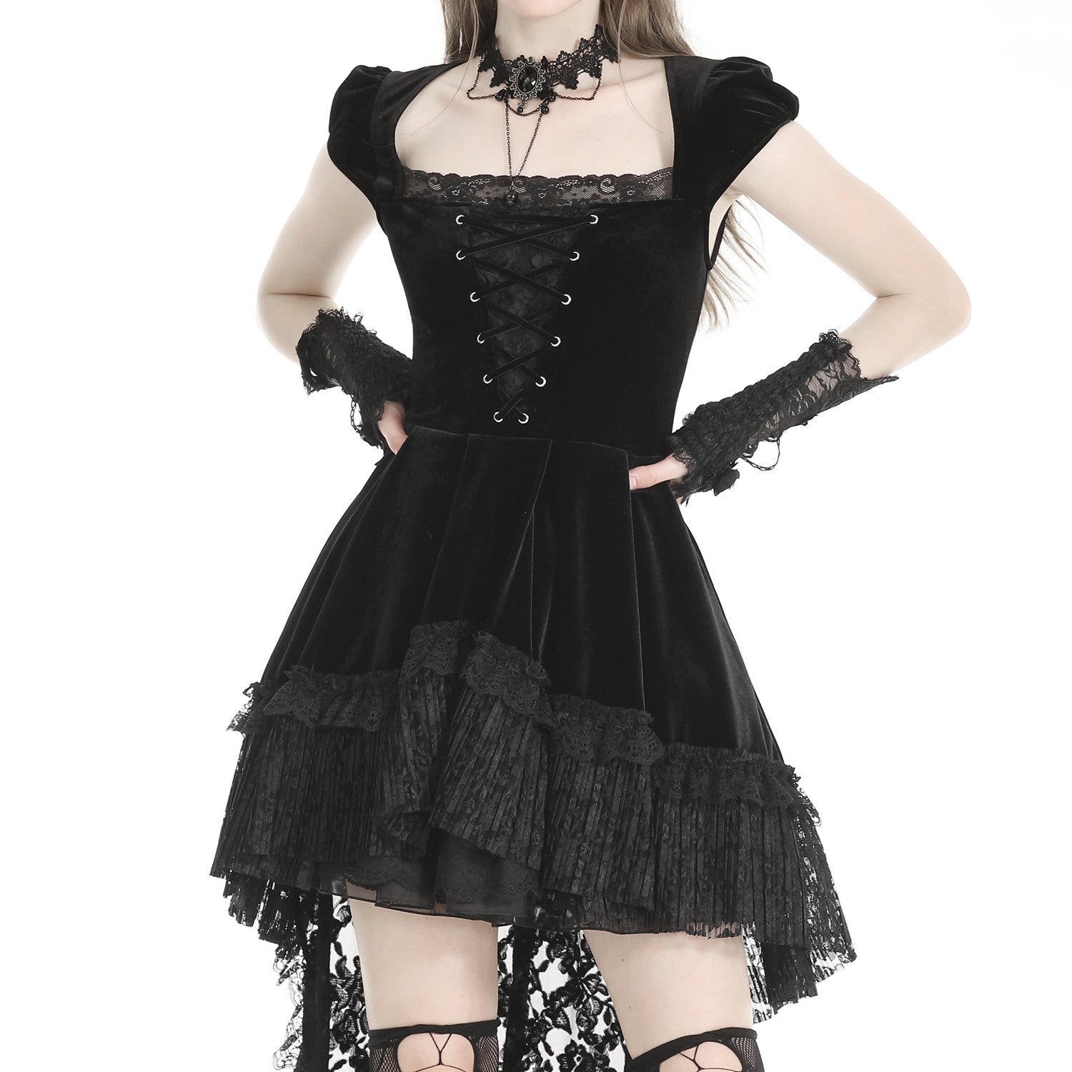 Vestido de Terciopelo y Encaje