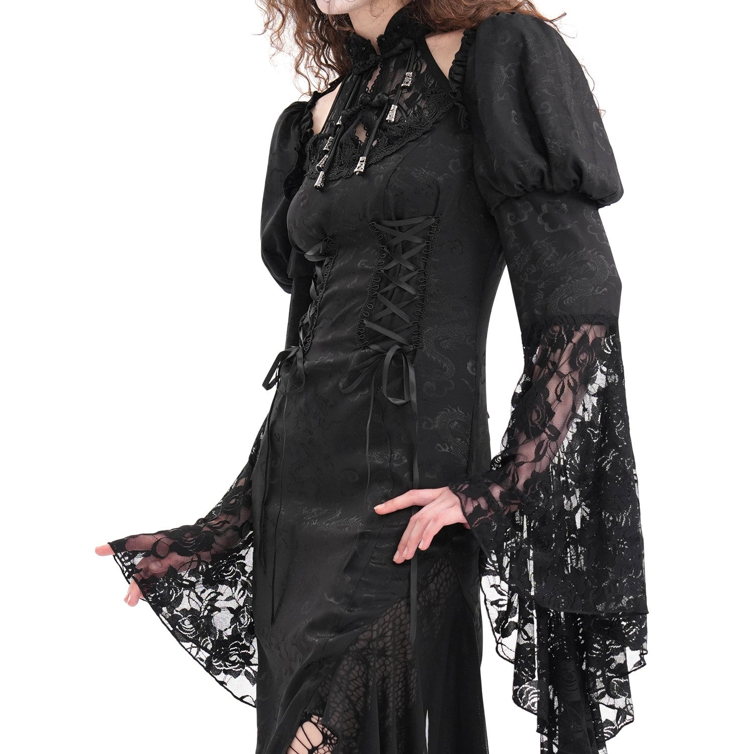 Vestido Asimétrico con Encaje