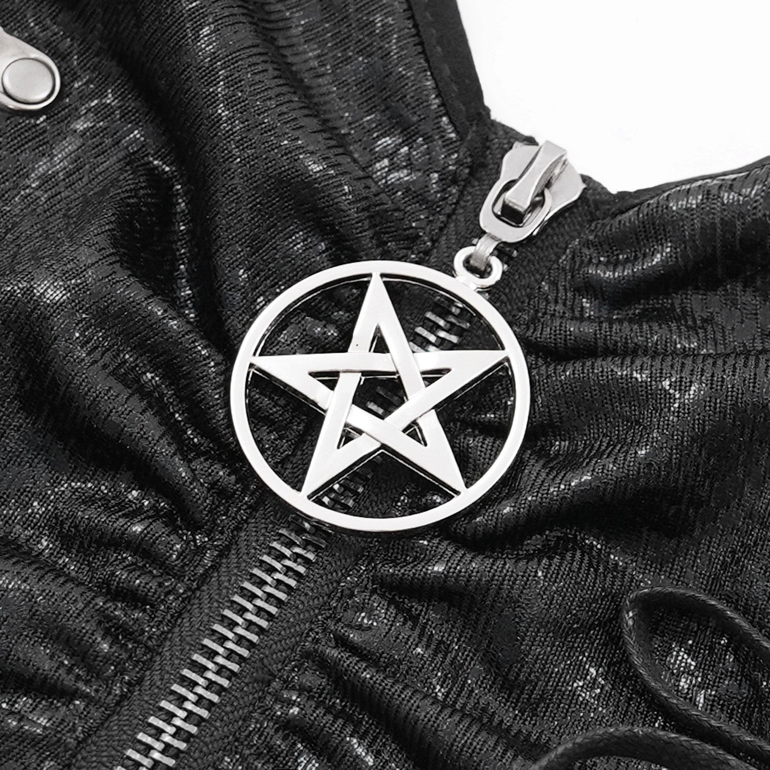 Top con Pentagrama "Skin"