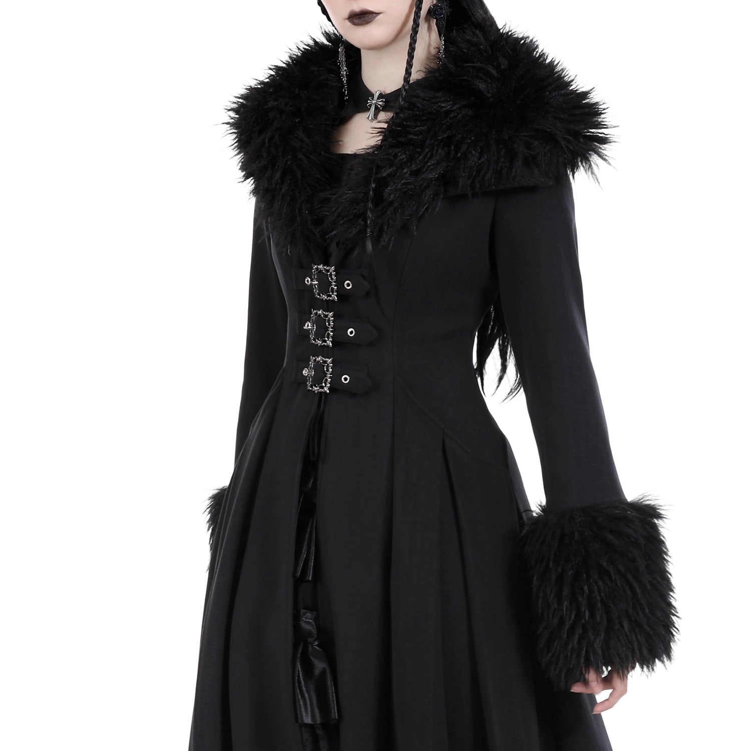 Abrigo Largo con Cuello de Pelo y Lazada Trasera