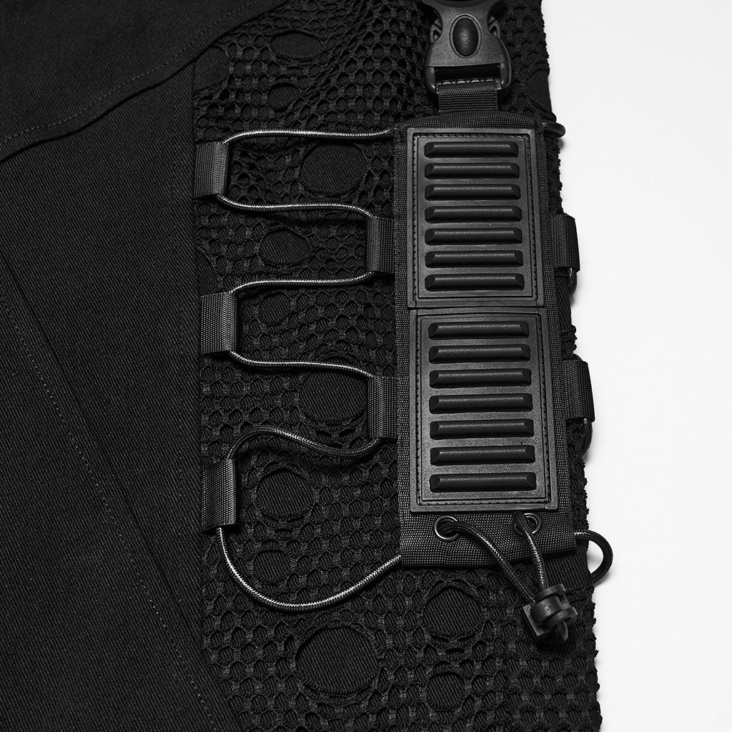 Detalle del panel lateral con placas de goma y cordón elástico entre presillas