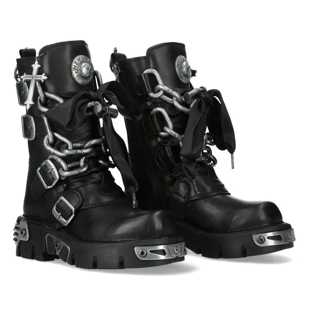 Paire de bottes gothiques New Rock noires avec chaînes, croix pendante et nœuds en satin