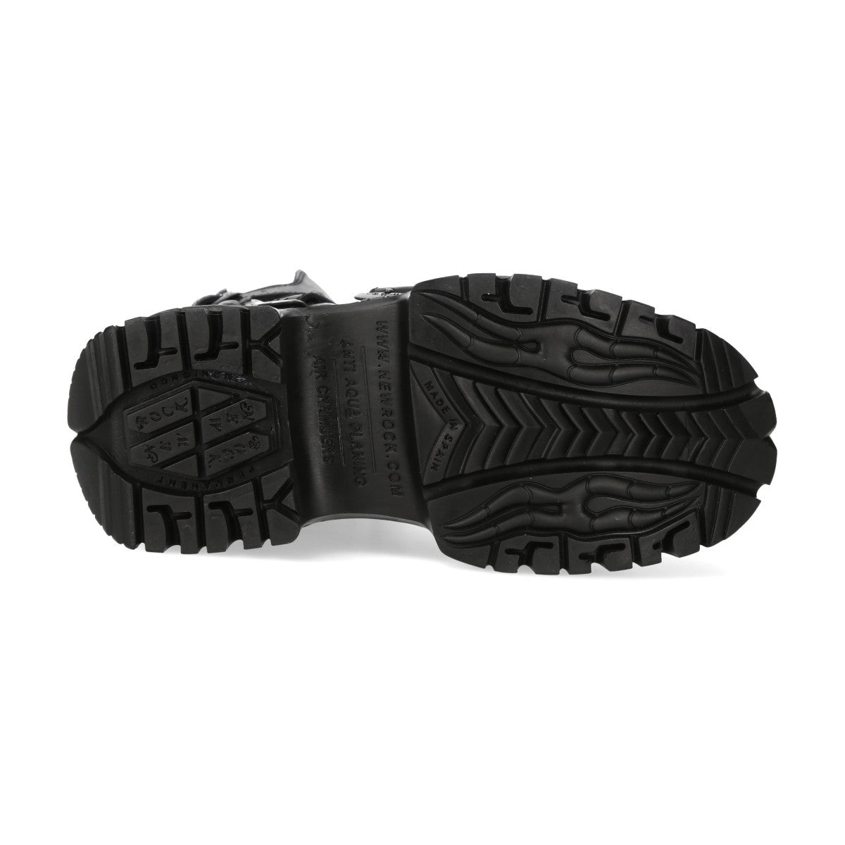 Sola preta com relevo da bota New Rock com plataforma Wall