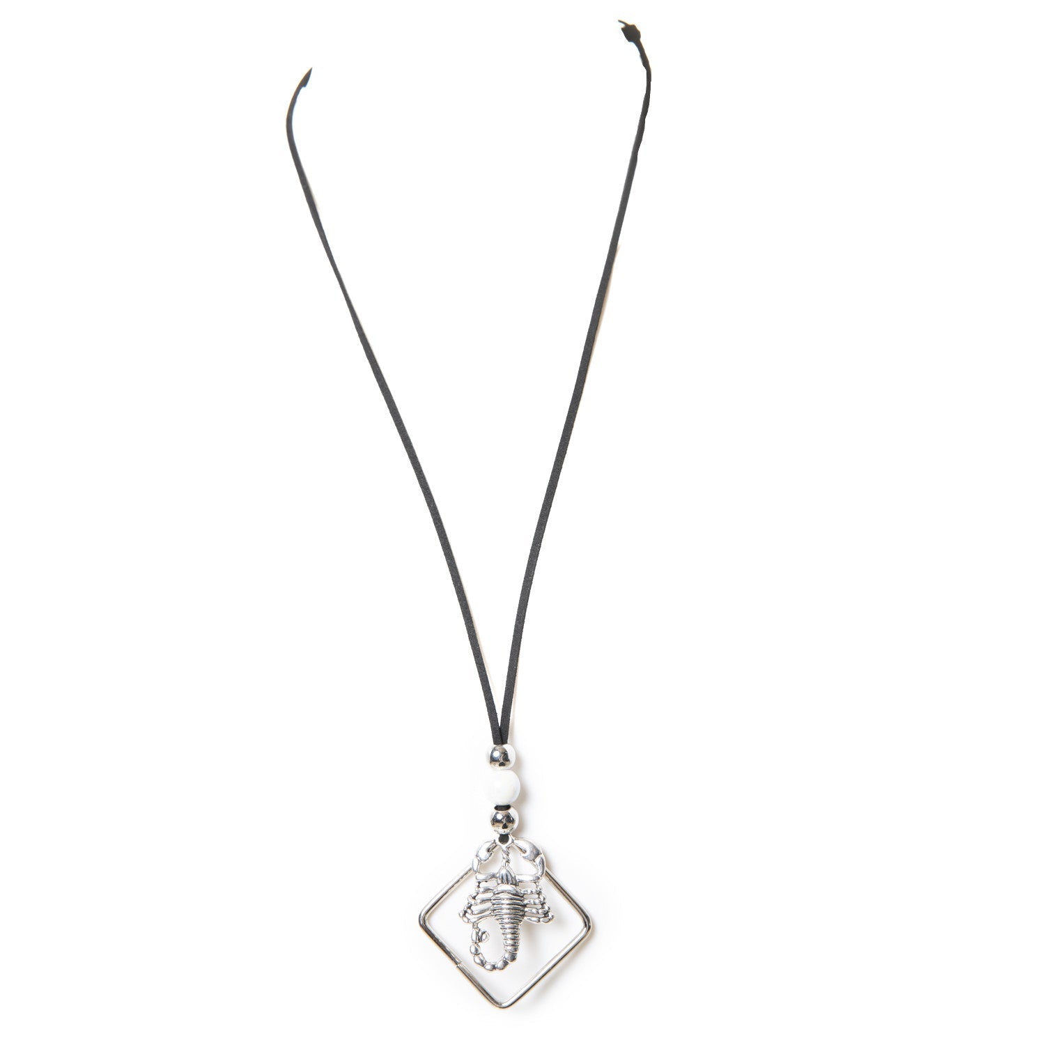 Collar con Escorpión - Crazyinlove