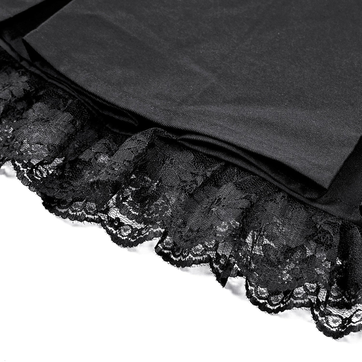 Minifalda Punk Plisada con Cruces y Encaje KW463: detalle del bajo de encaje