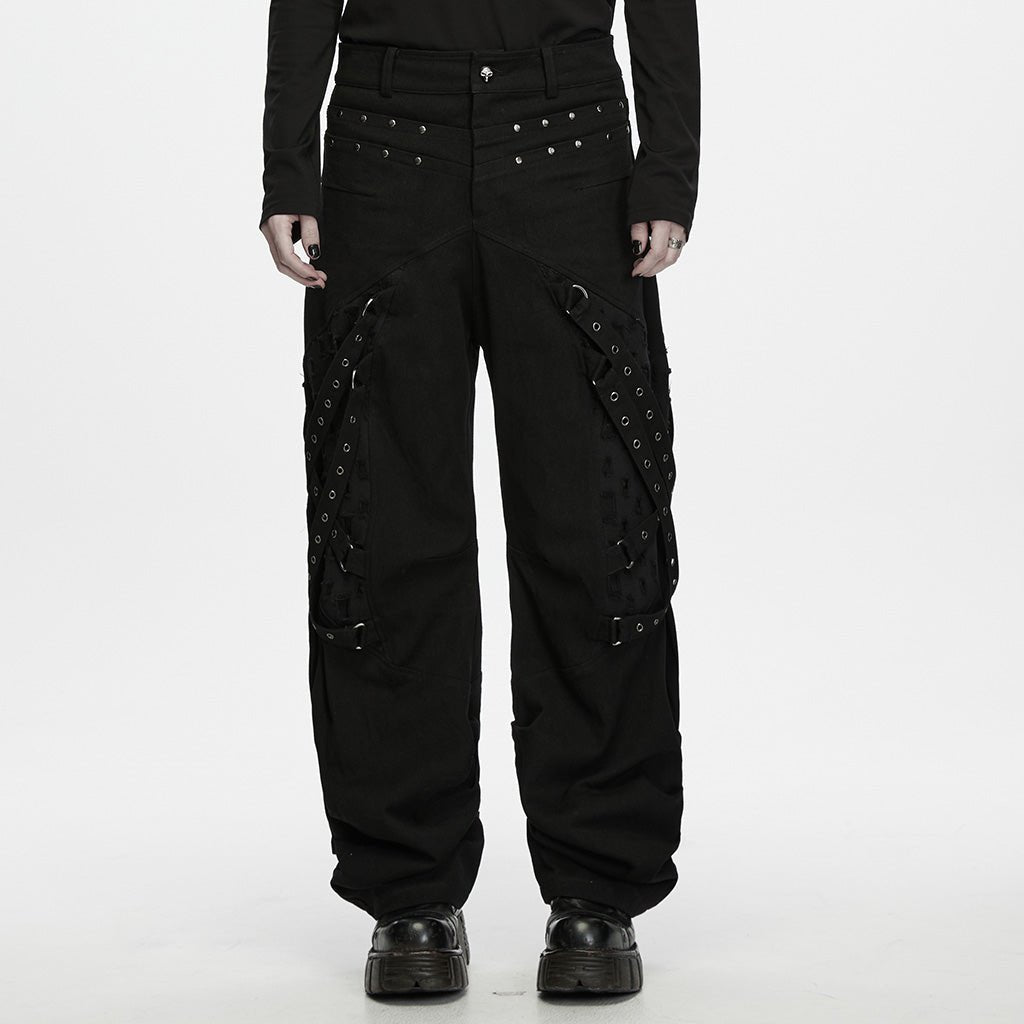 Pantalón punk ancho negro con tiras de ojales puesto, vista frontal