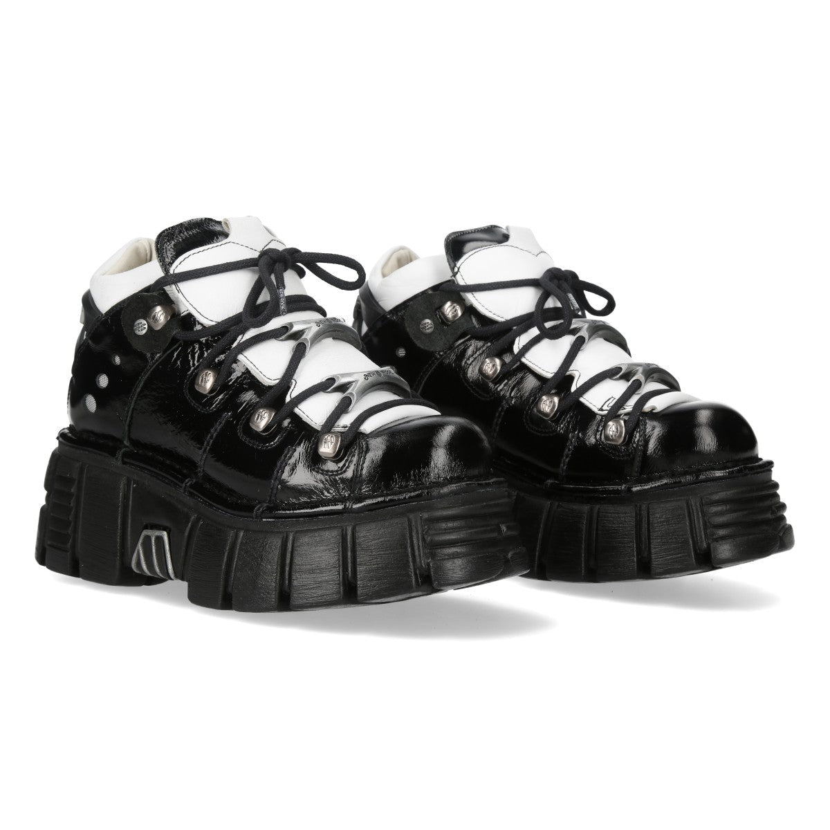 Paire de chaussures à plateforme New Rock noires avec col blanc et clous